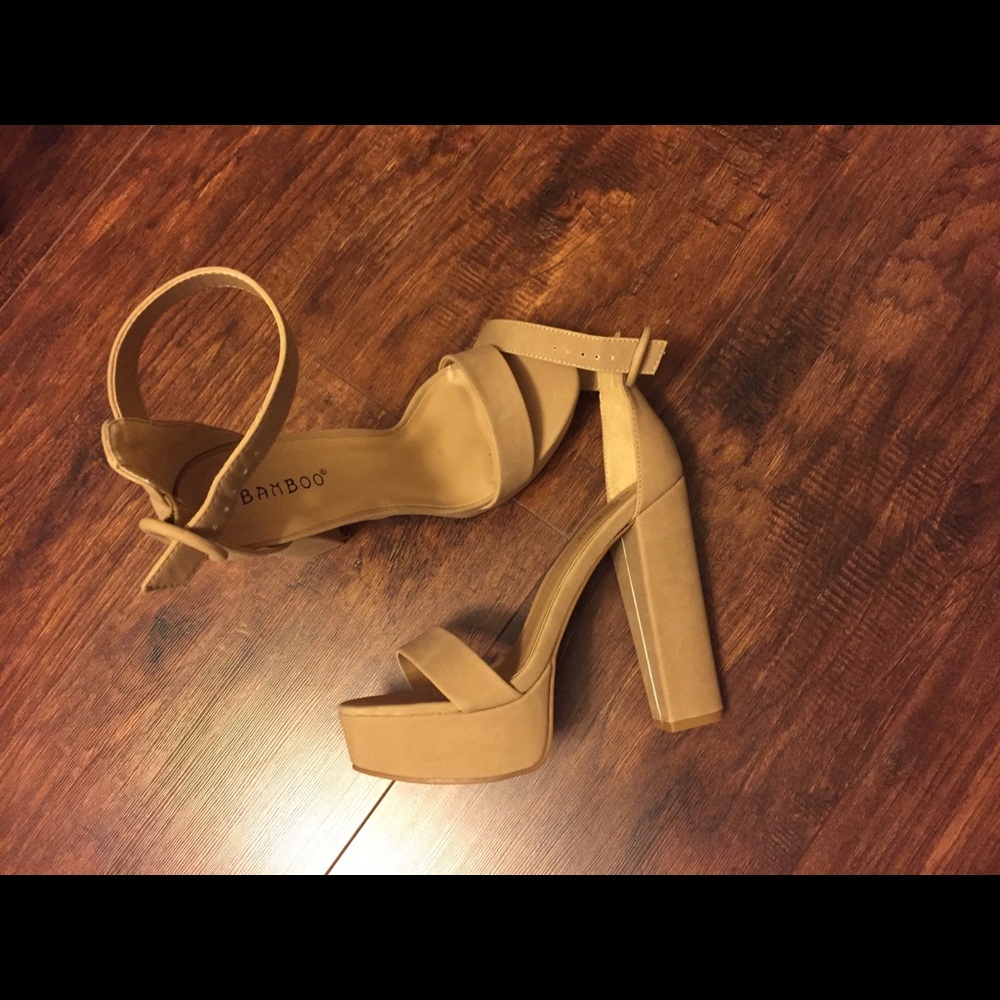 NUDE PLATFORM HEEL